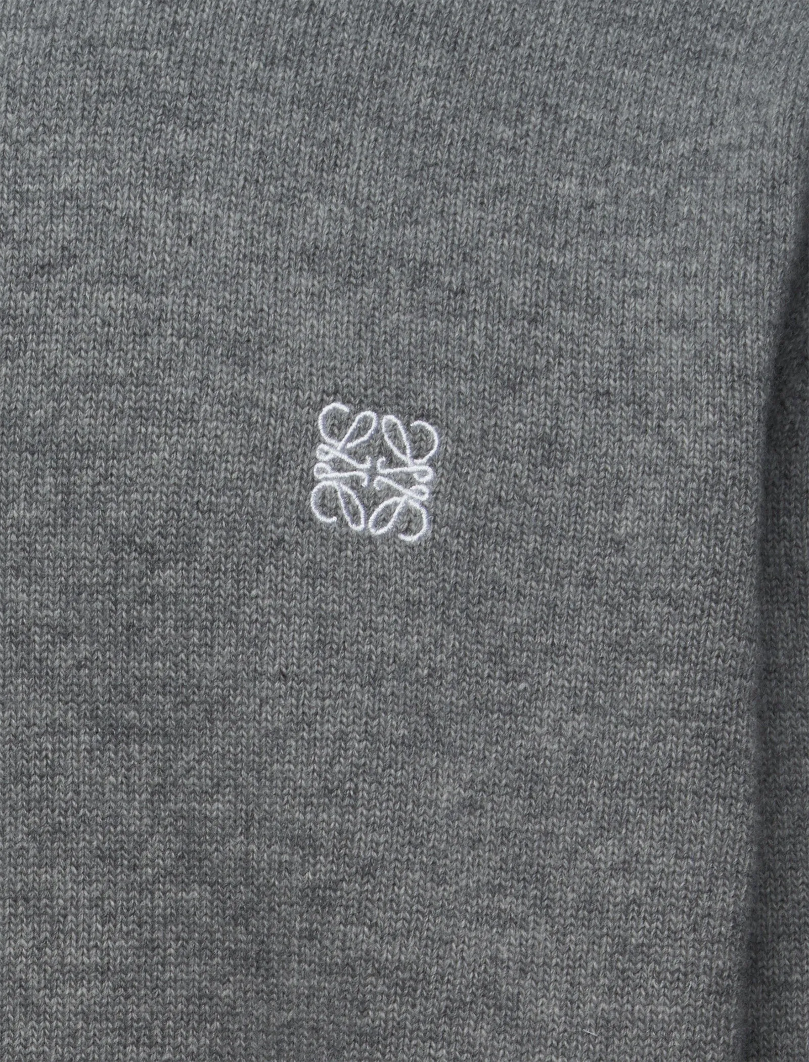 ANAGRAM SWEATER