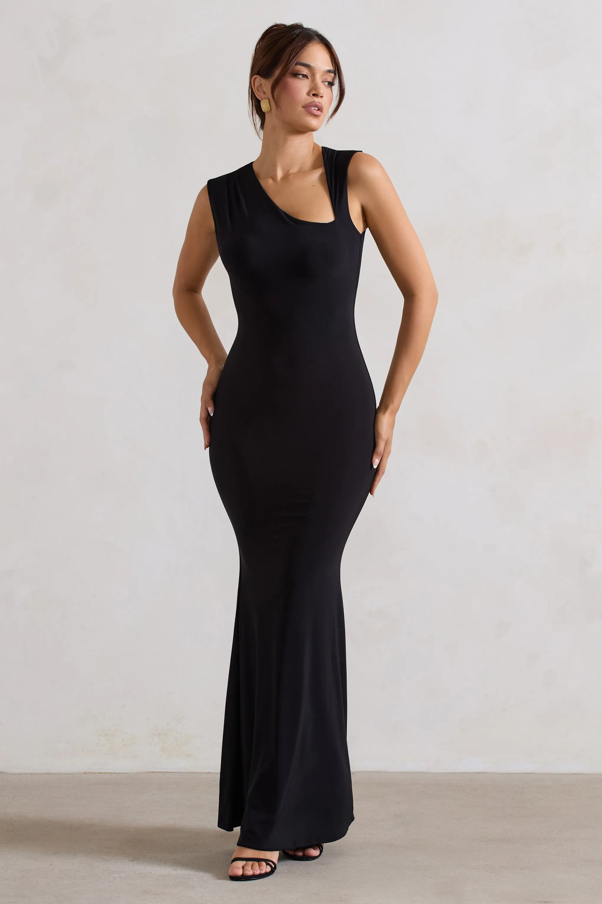 Behind The Scenes | Black Sleeveless Cut-Out Maxi Dress Club L London