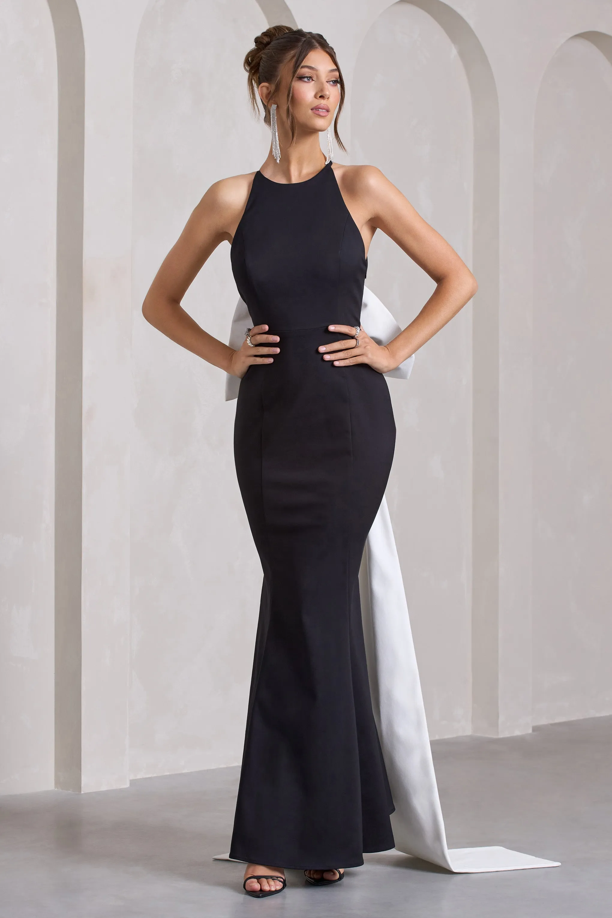 Bestow | Black Open-Back Maxi Dress With Oversized White Bow Club L London