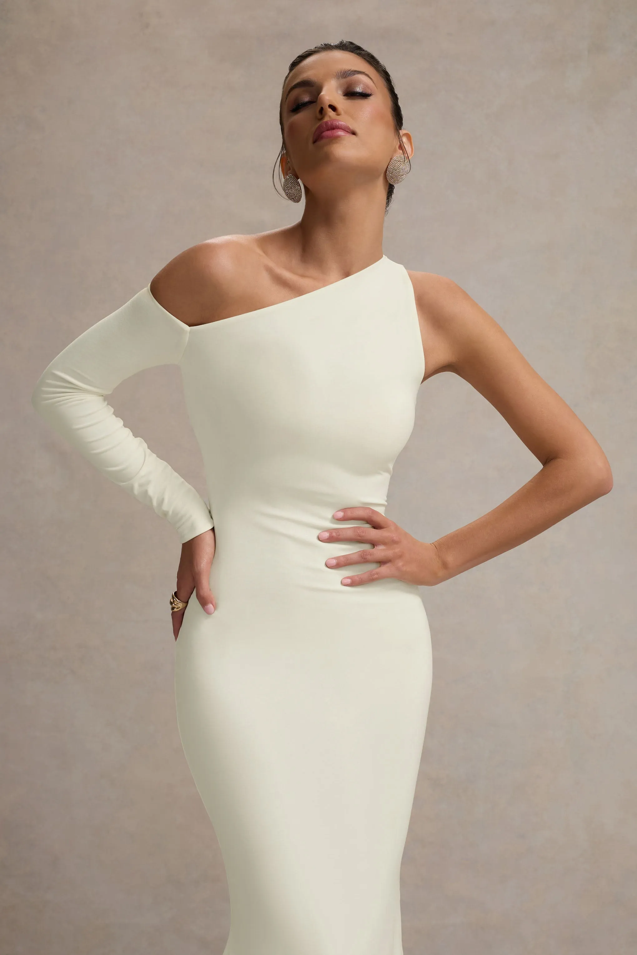 Contradiction | Cream One-Sleeve Asymmetric Maxi Dress Club L London