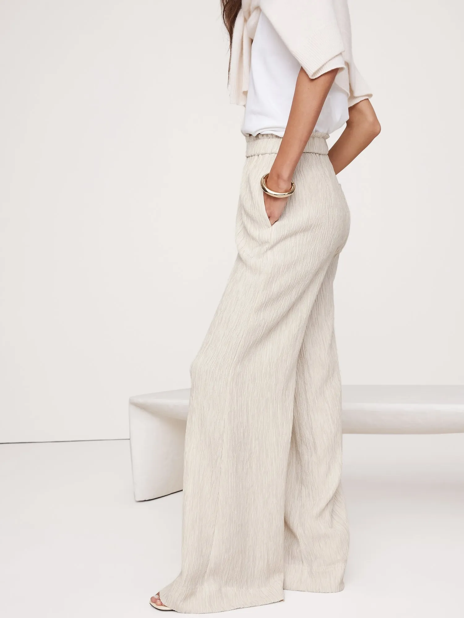 Crinkle Crepe Pull-On Pant Banana Republic