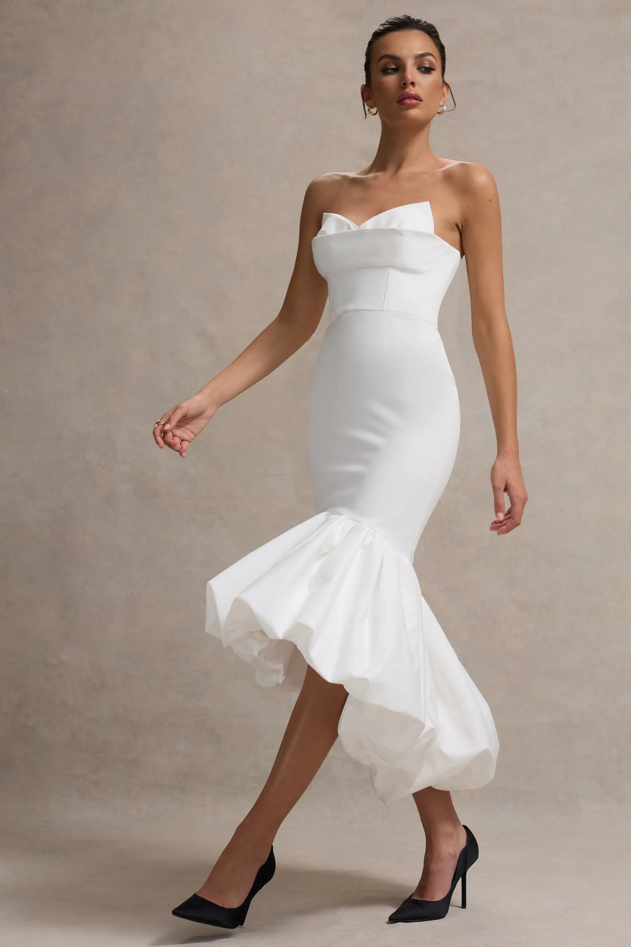 Emmelina | White Corset Maxi Dress With Volume Hem Club L London