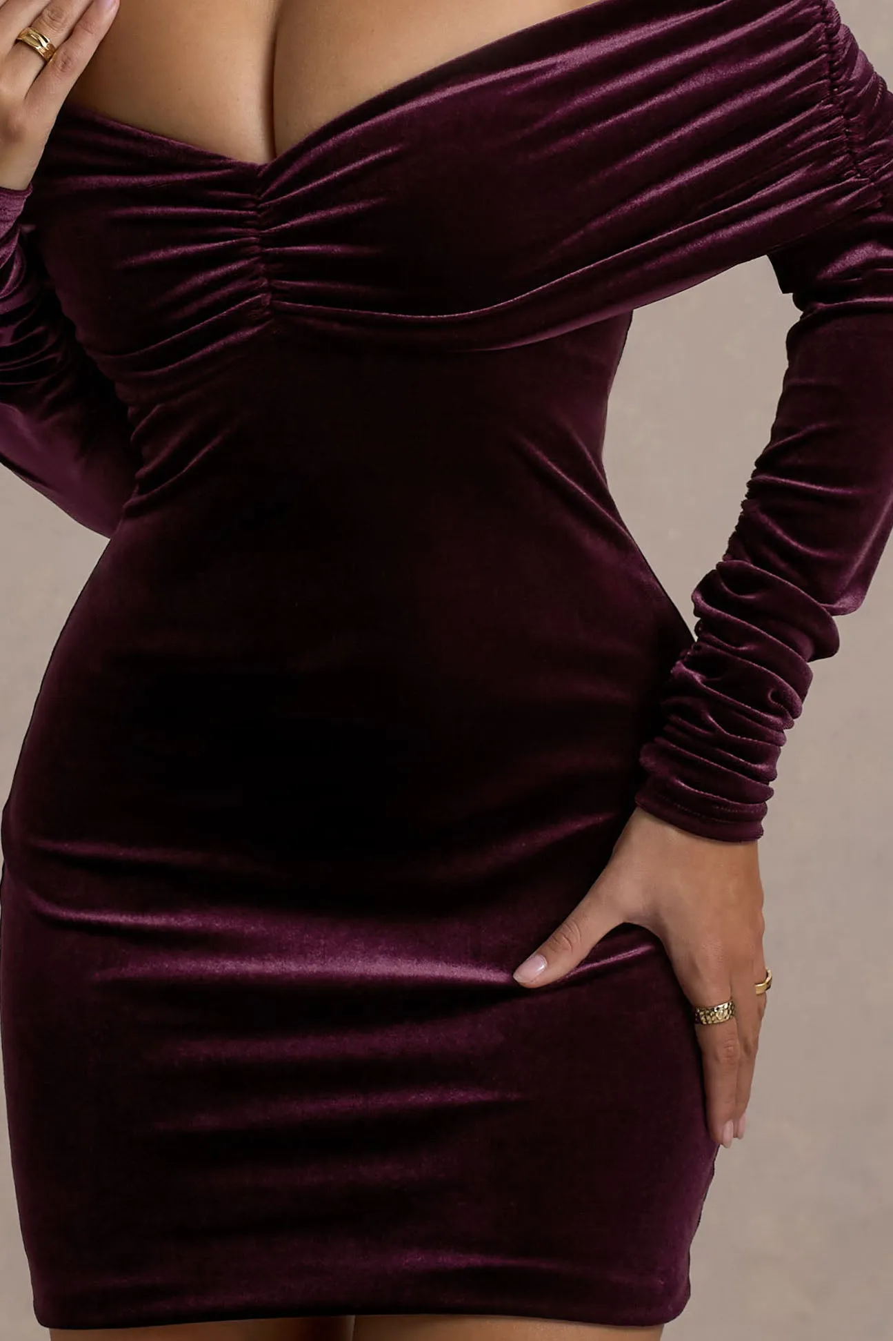 Gilda | Port Velvet Bardot Long-Sleeve Mini Dress Club L London