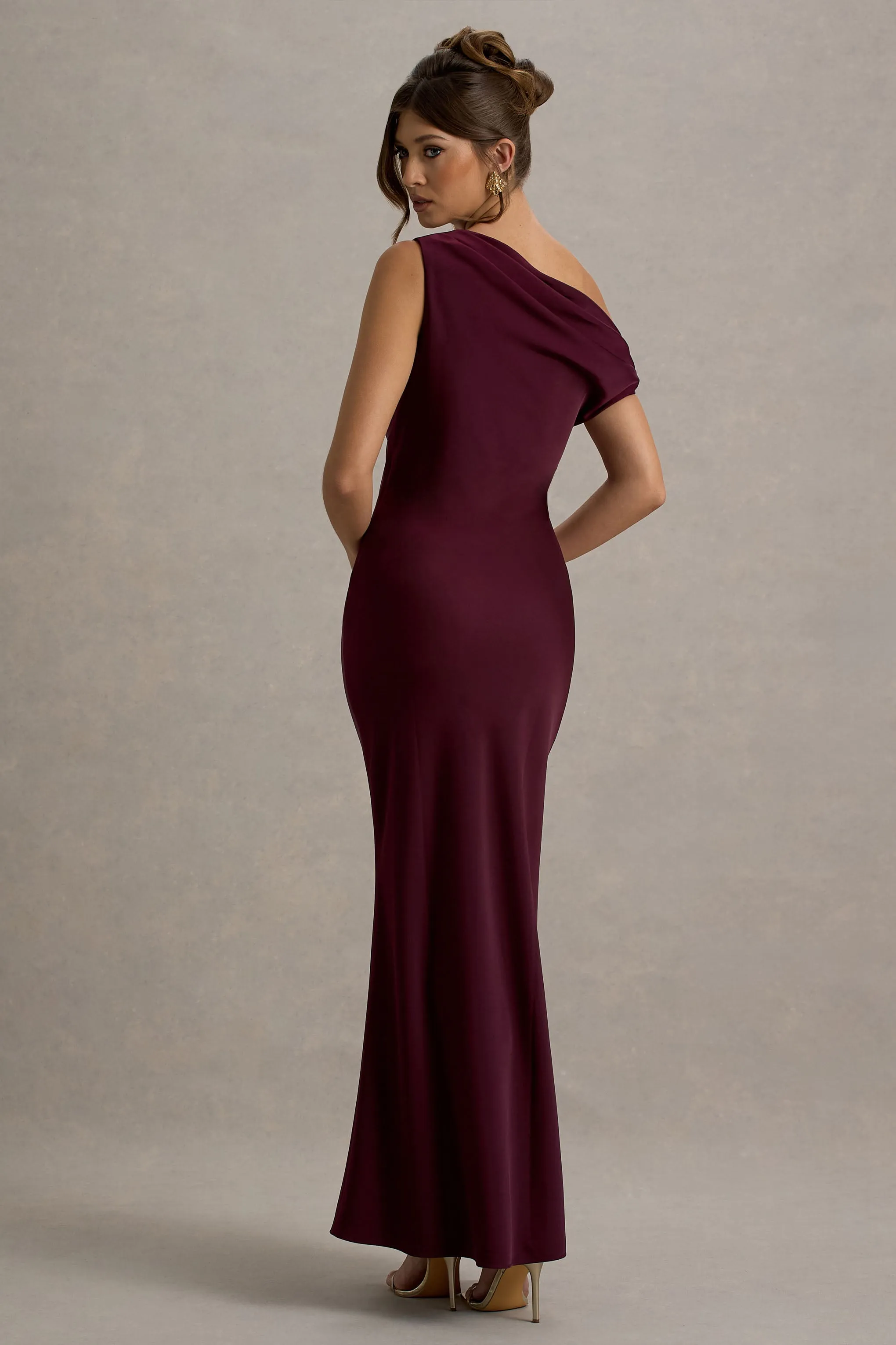 Isolde | Burgundy Satin One-Shoulder Maxi Dress Club L London