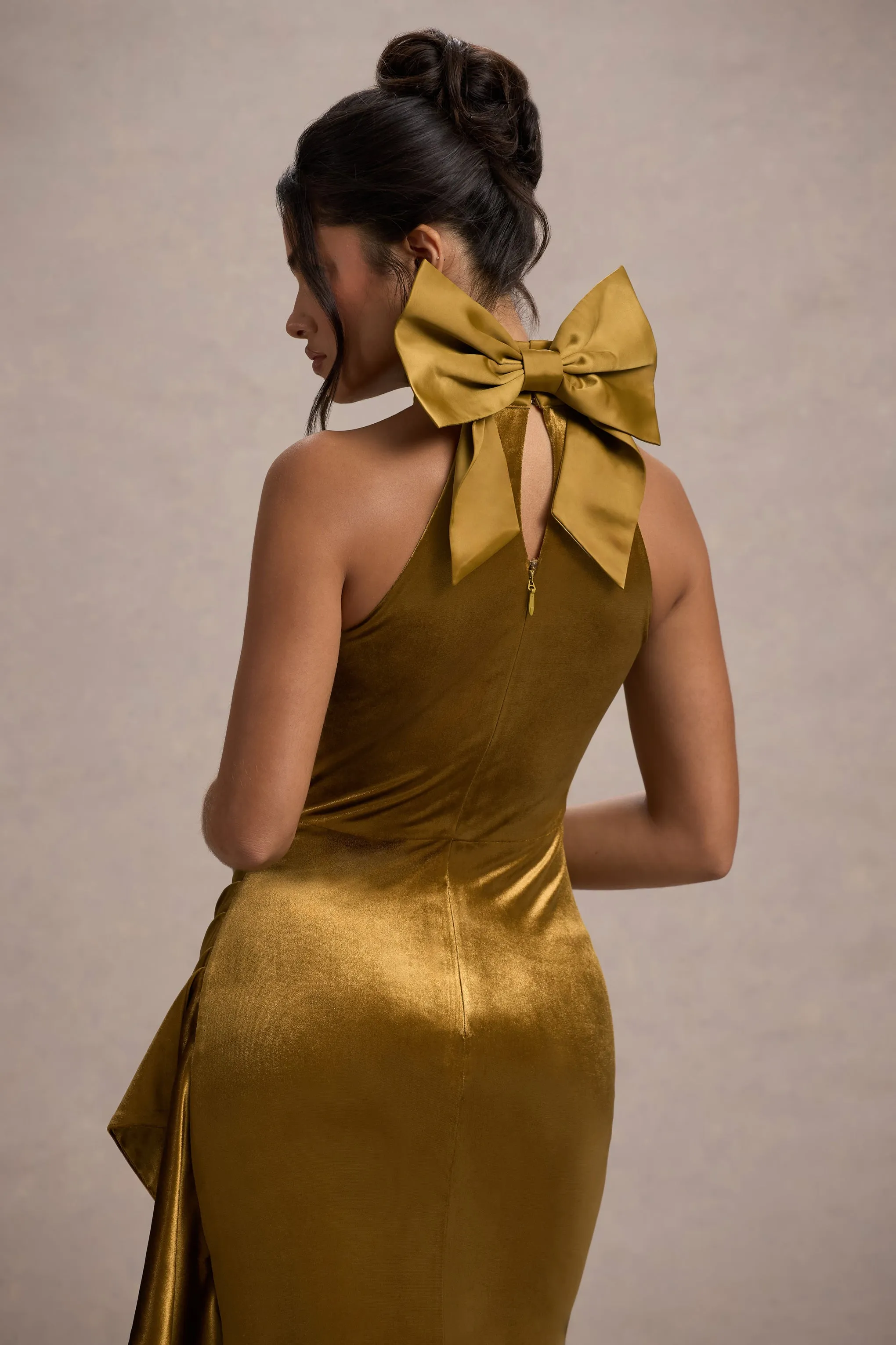 Janiya | Mustard Velvet High-Neck Ruffled Split Maxi Dress Club L London