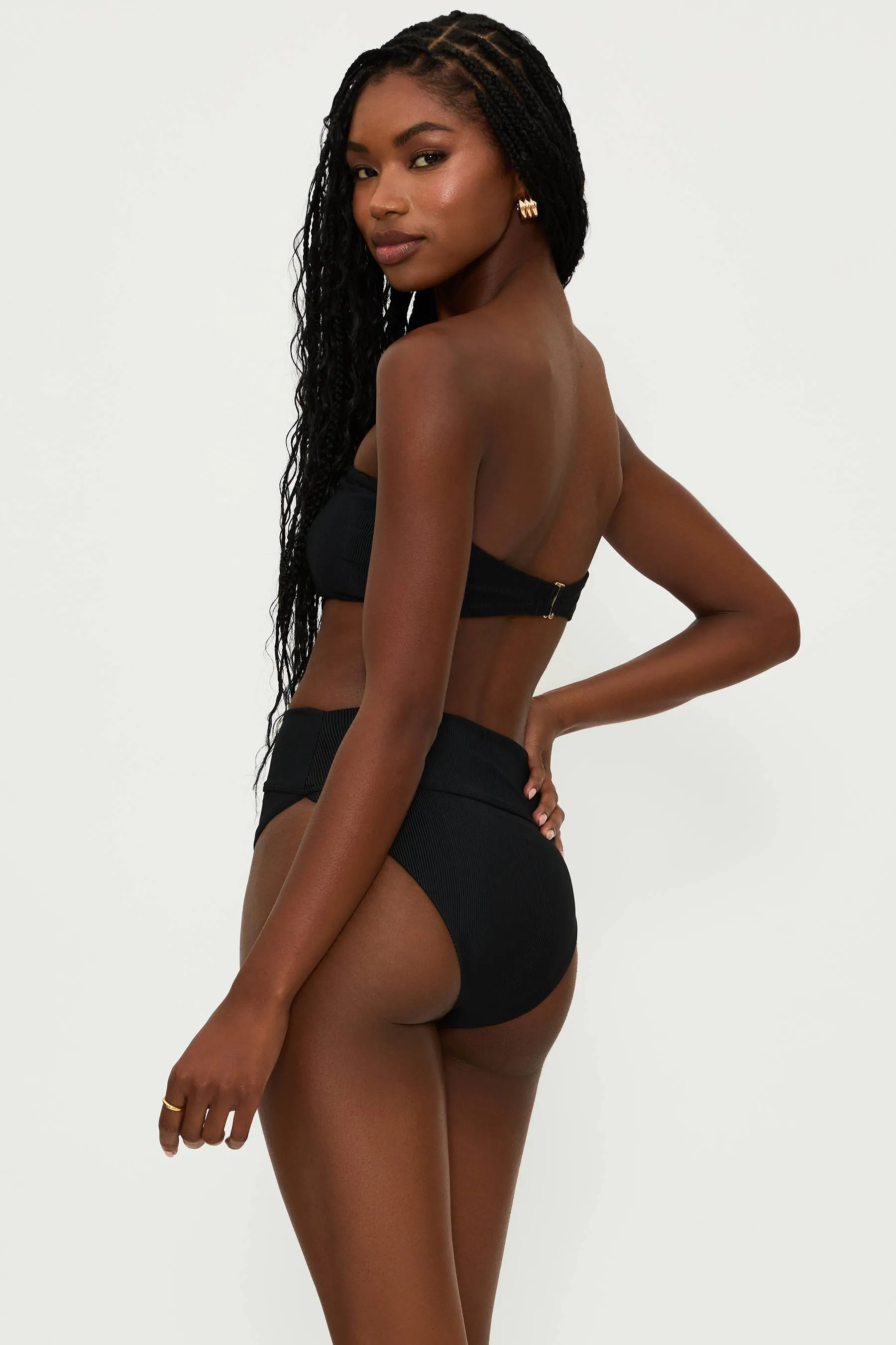 Kelsey Top Black Beach Riot