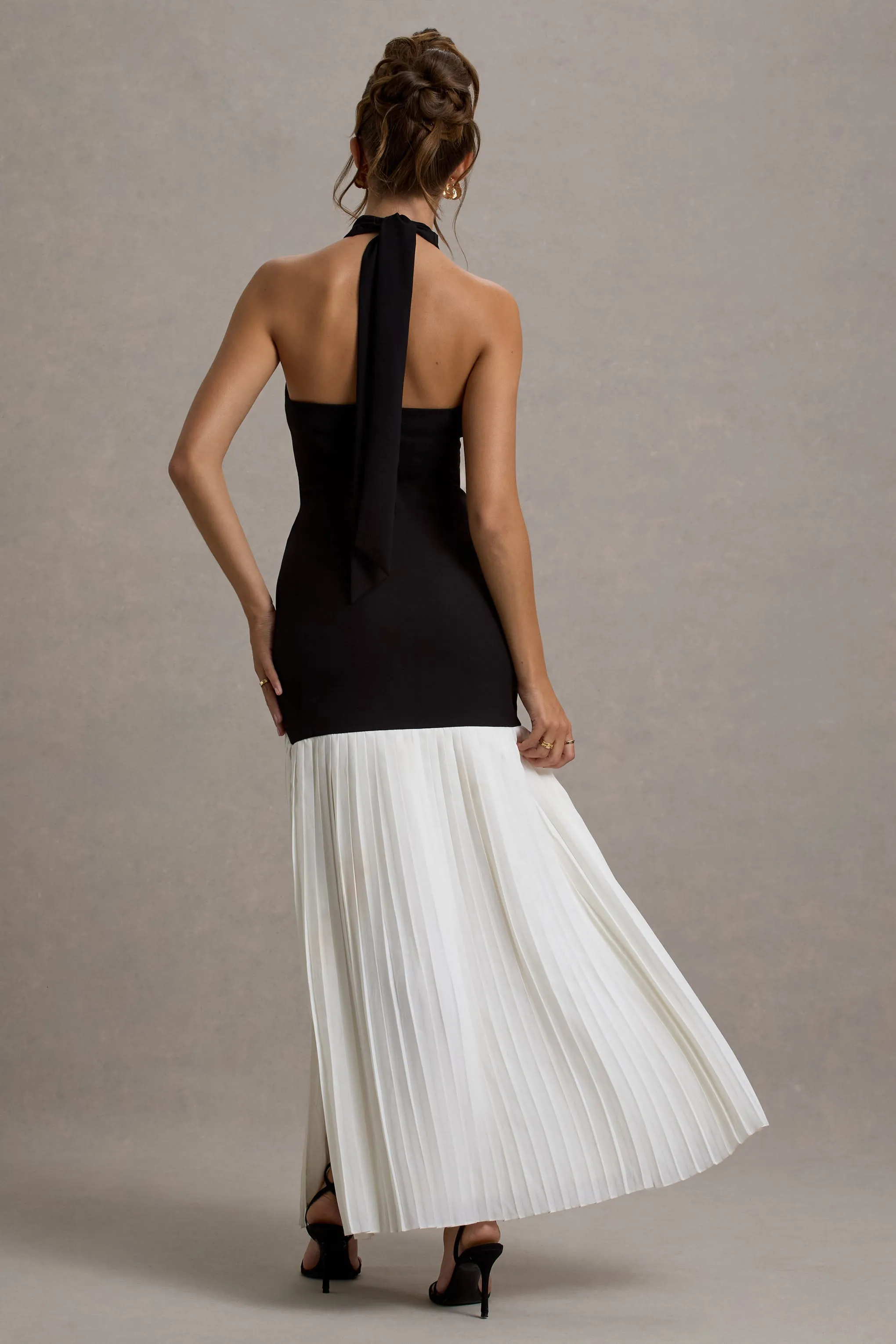 Khai | Black & White Halter-Neck Maxi Dress With Plisse Skirt Club L London