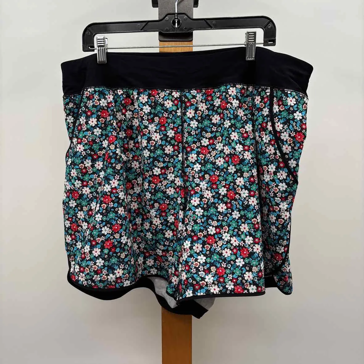 Lands End Women's Size 20W Black Floral Misc. Swimwear