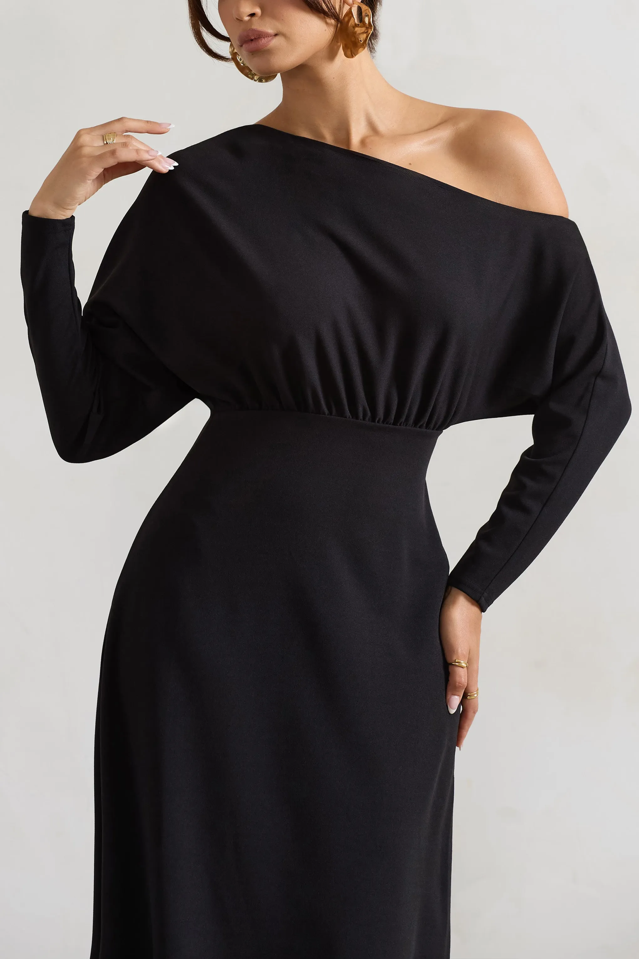 Lori | Black Asymmetric Long-Sleeve Maxi Dress Club L London