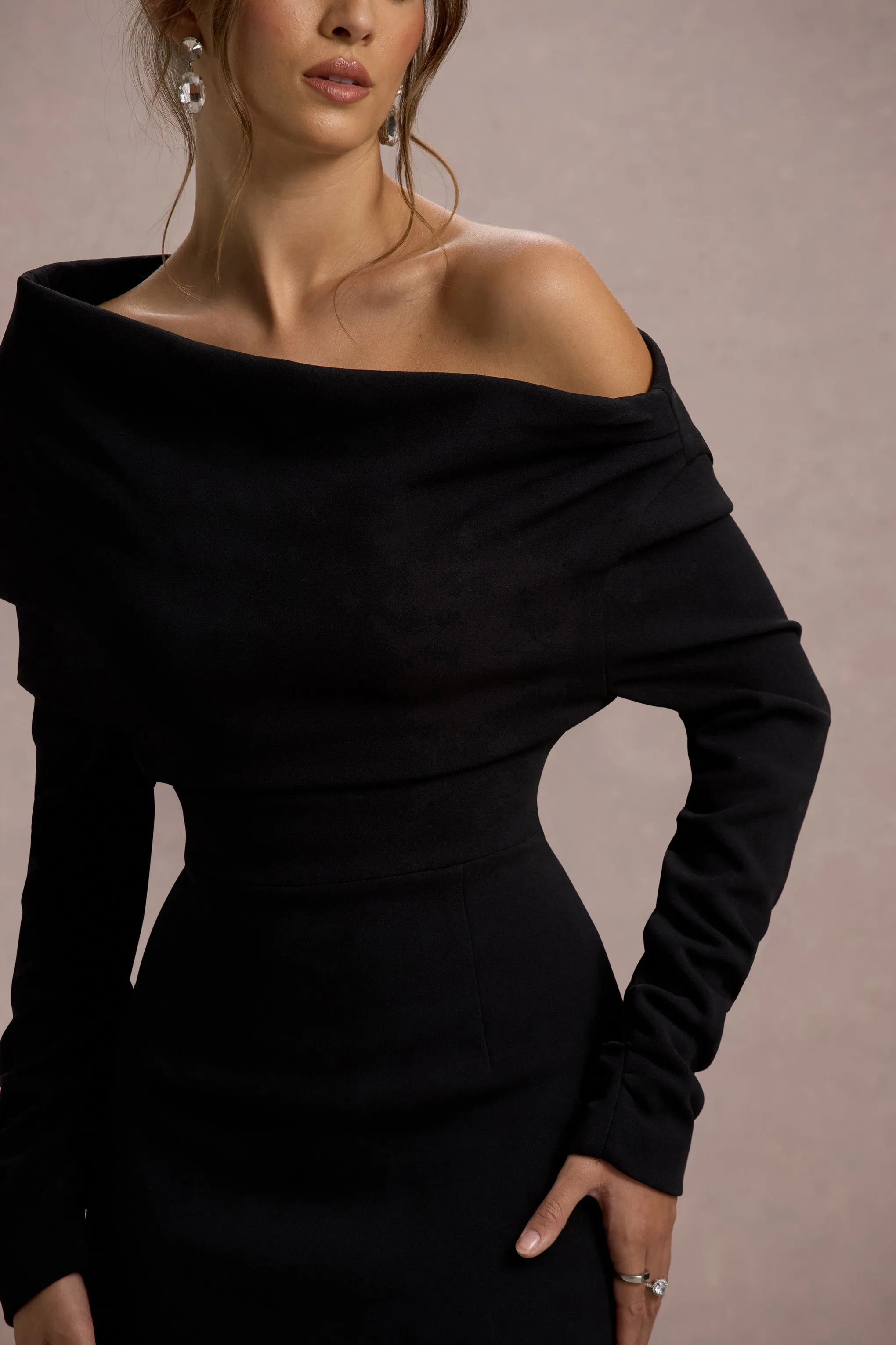 Lou | Black One-Shoulder Asymmetric Maxi Dress Club L London