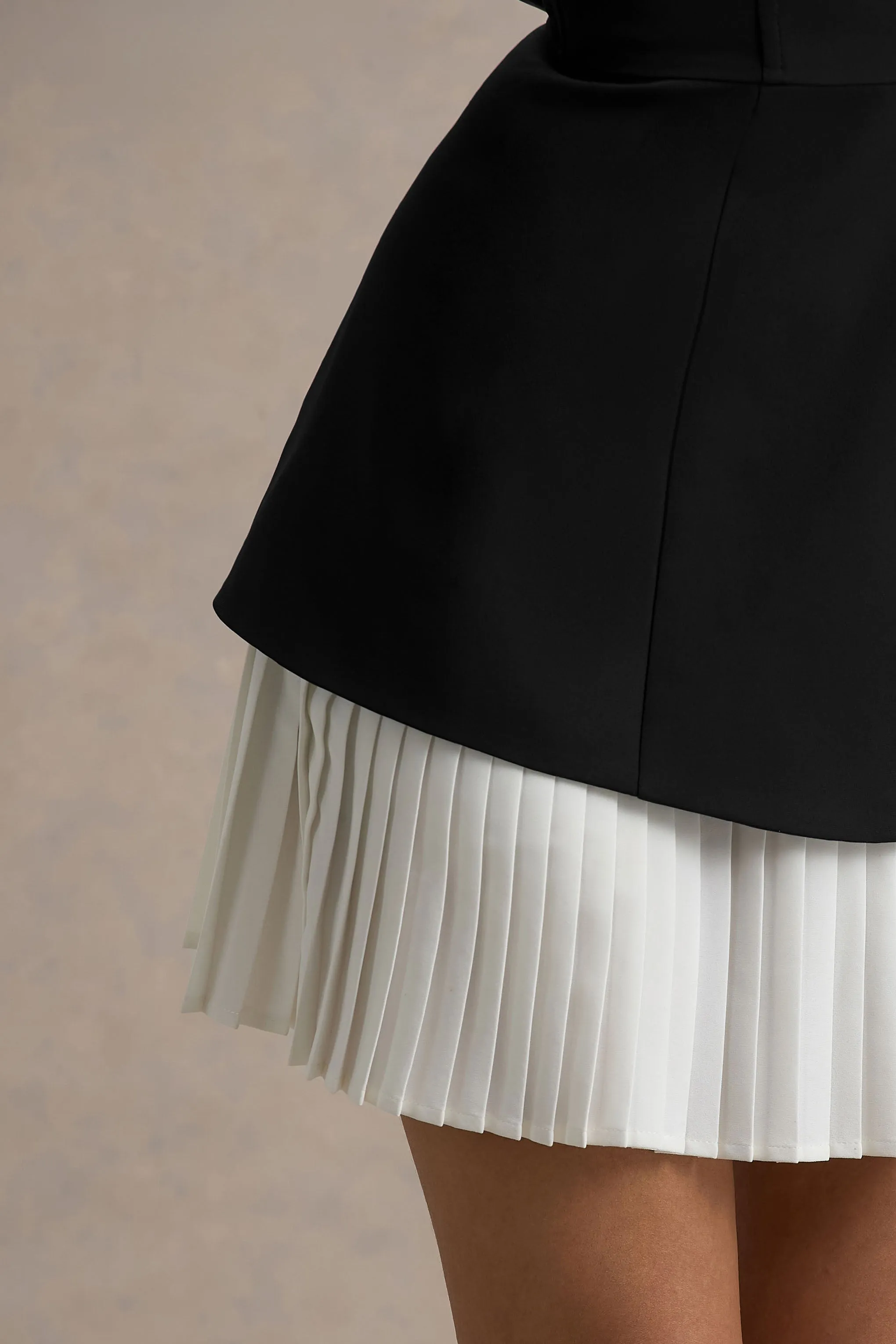 Lysette | Black Sweetheart Long-Sleeve Mini Dress Club L London