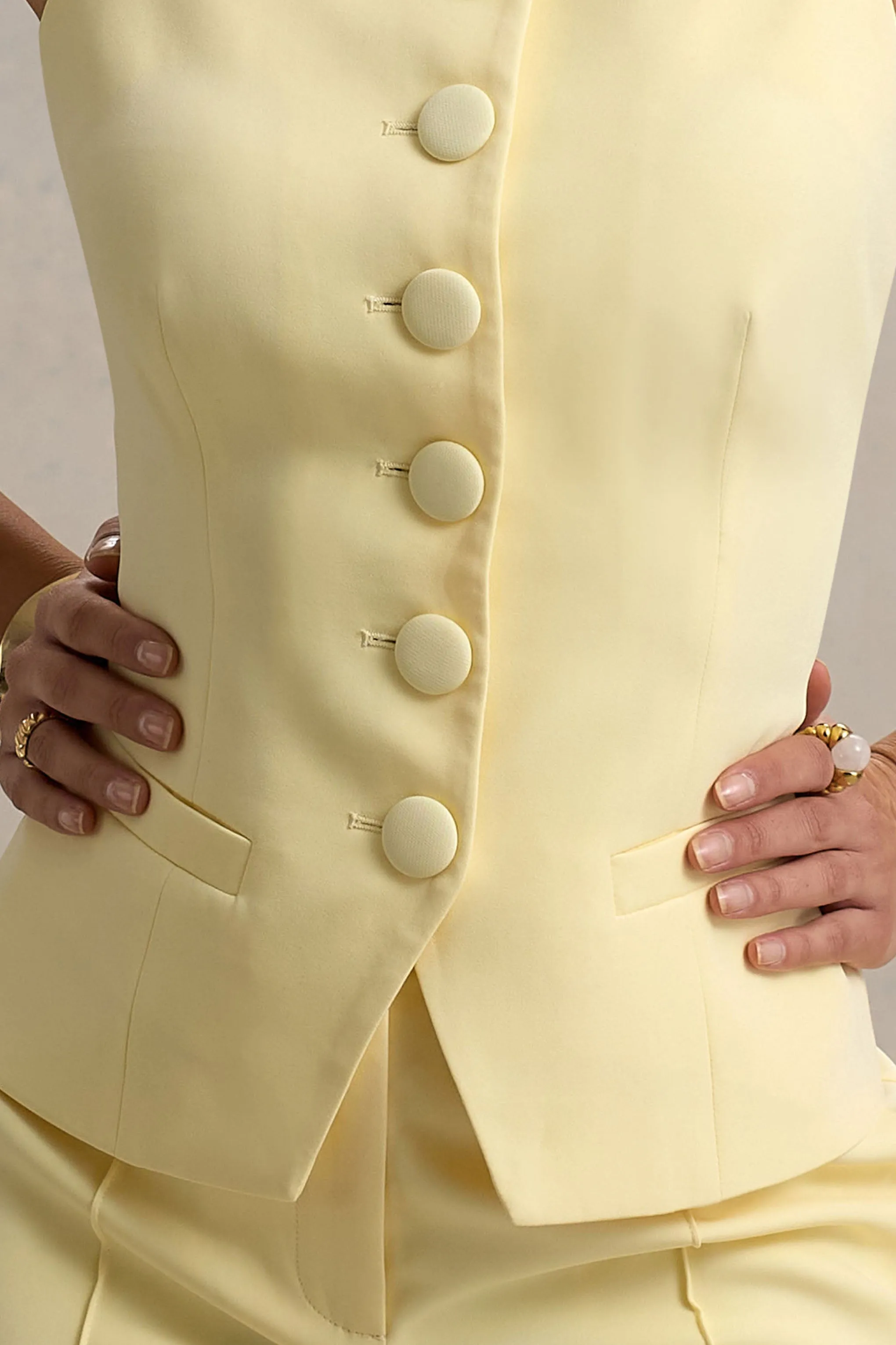 Nellie | Lemon Tailored Button-Up Top Club L London