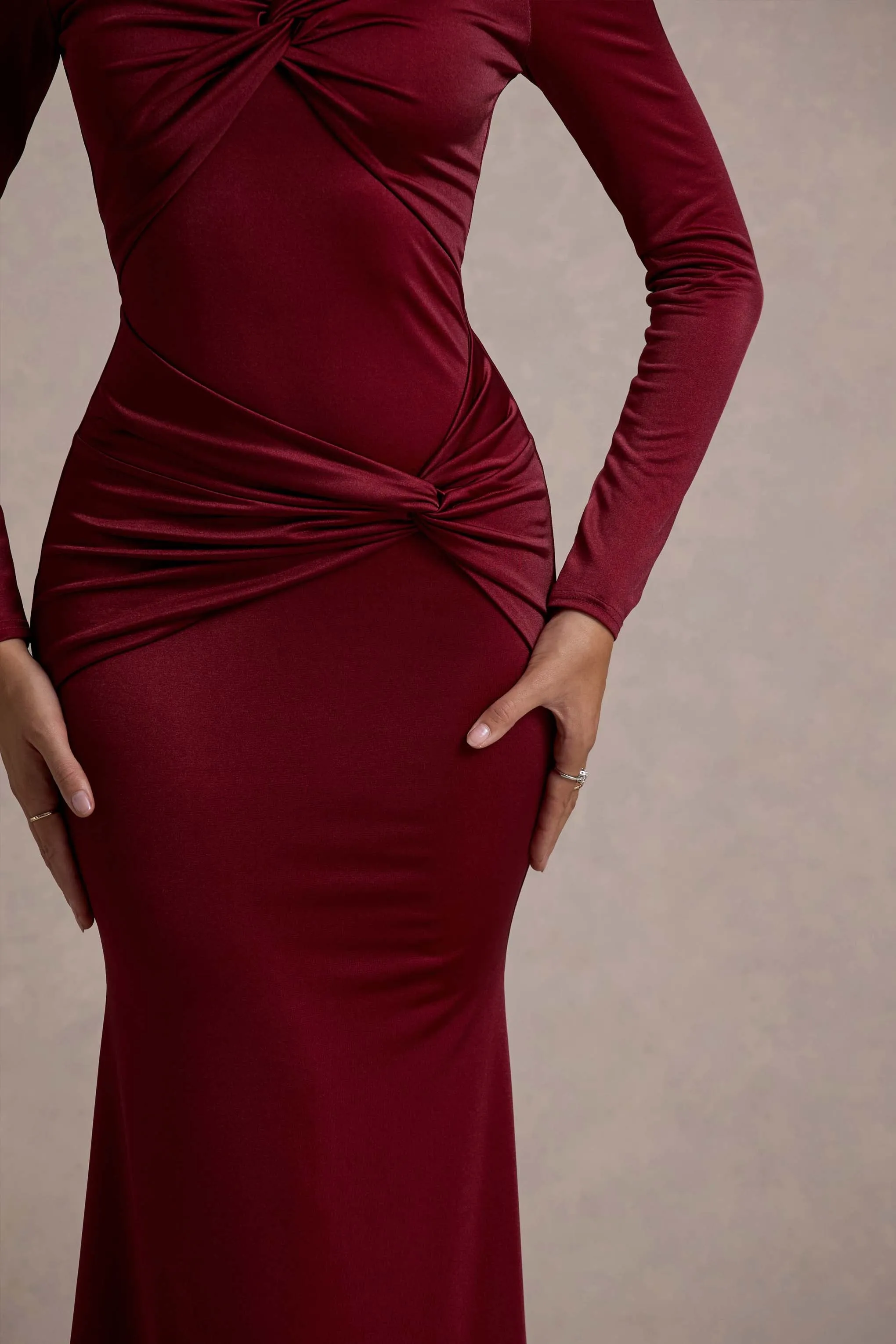 Noya | Berry Long-Sleeve Ruched Maxi Dress Club L London