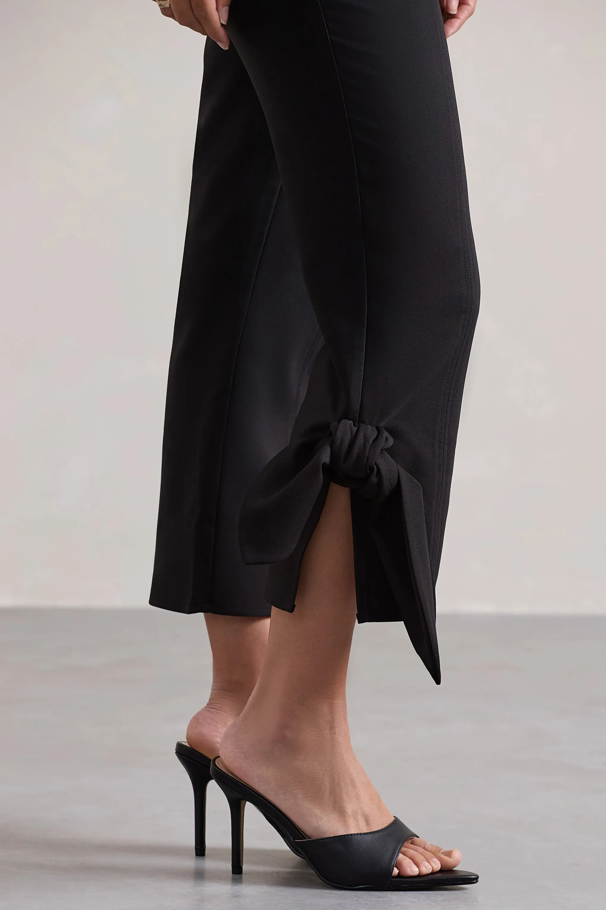 On Stage | Black Cropped Capri Pants With Knot Detail Club L London