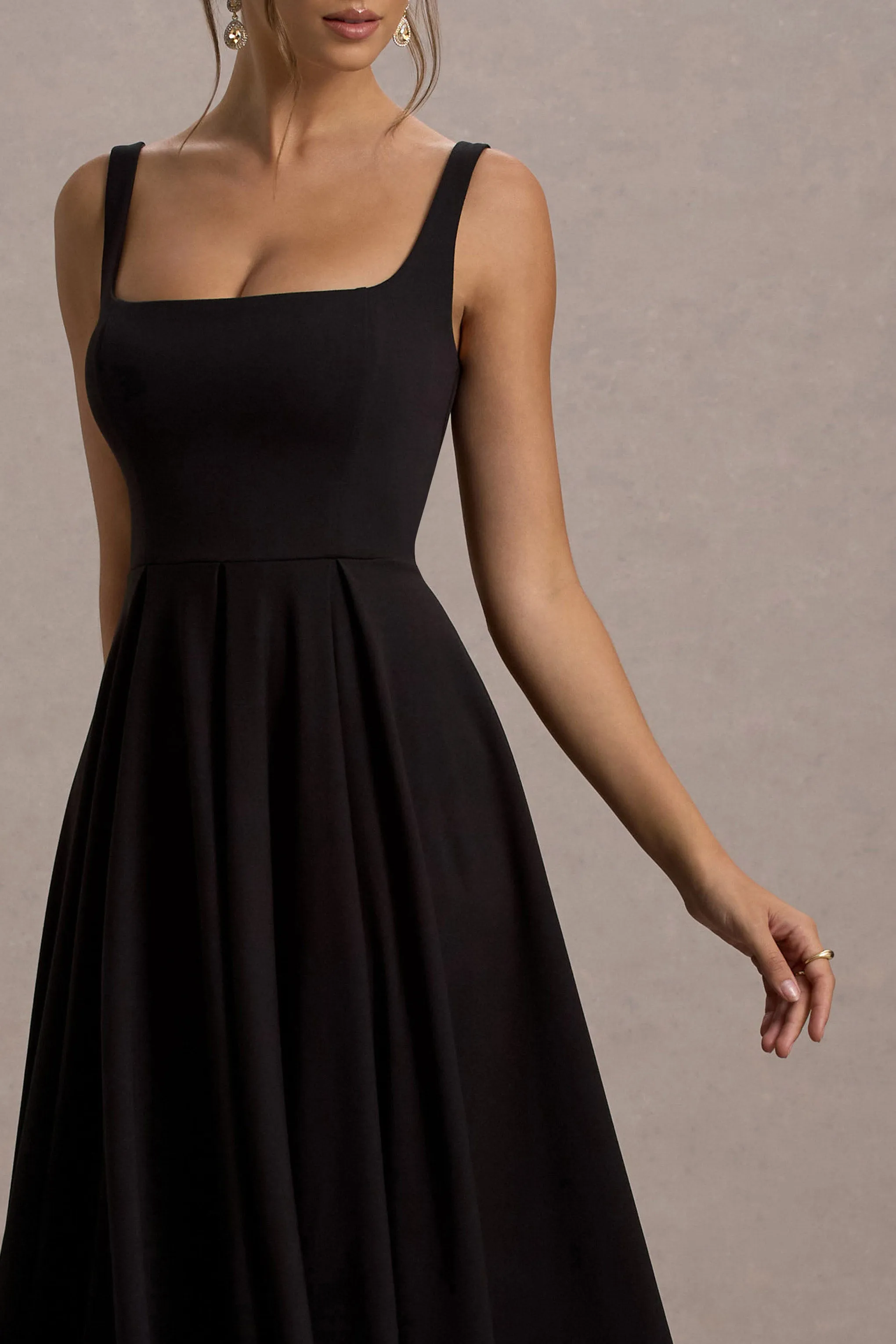 Parina | Black Strappy Volume-Hem Midi Dress Club L London