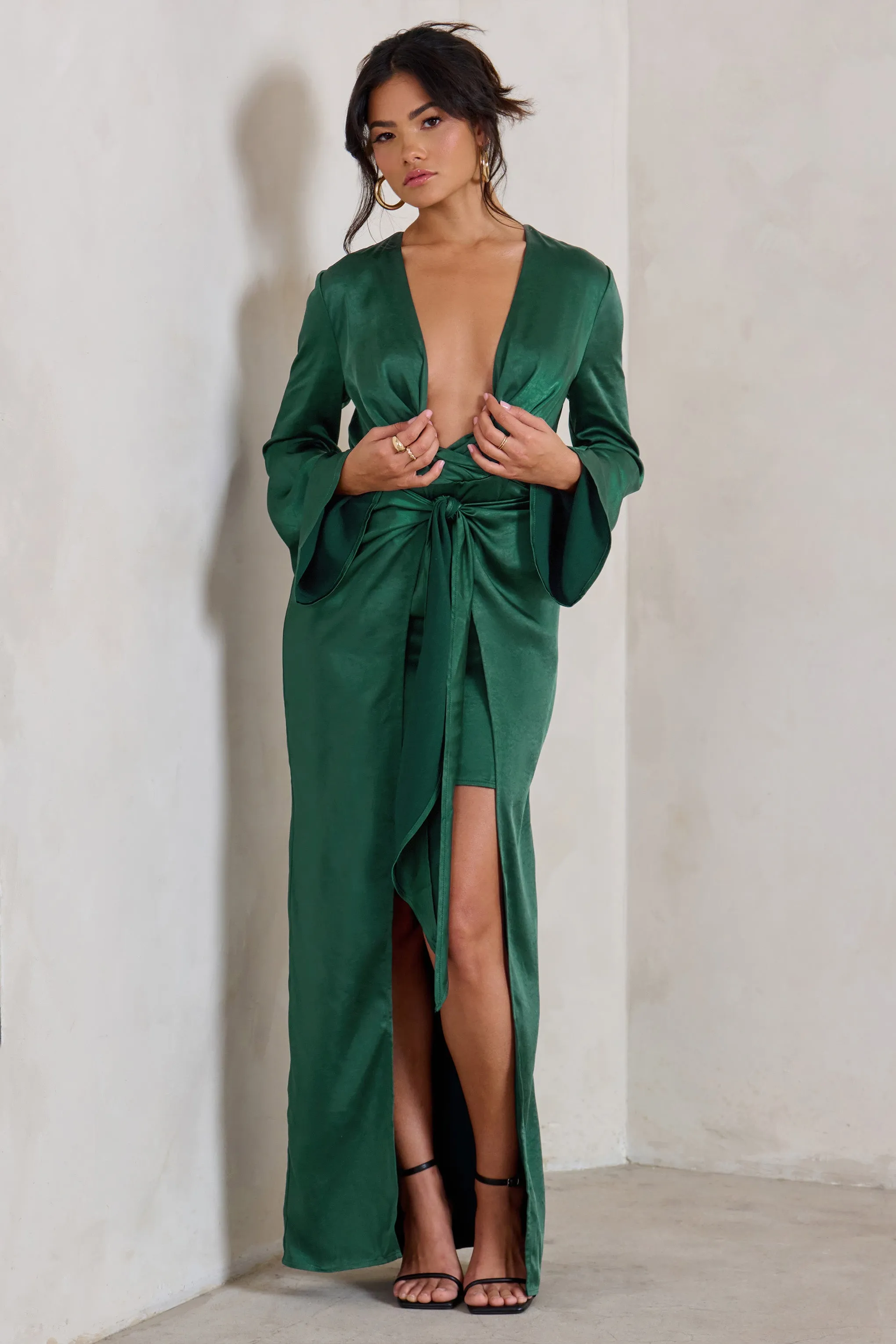 Patricia | Green Extreme Plunge Long Sleeve Maxi Dress With Tie Detail Club L London