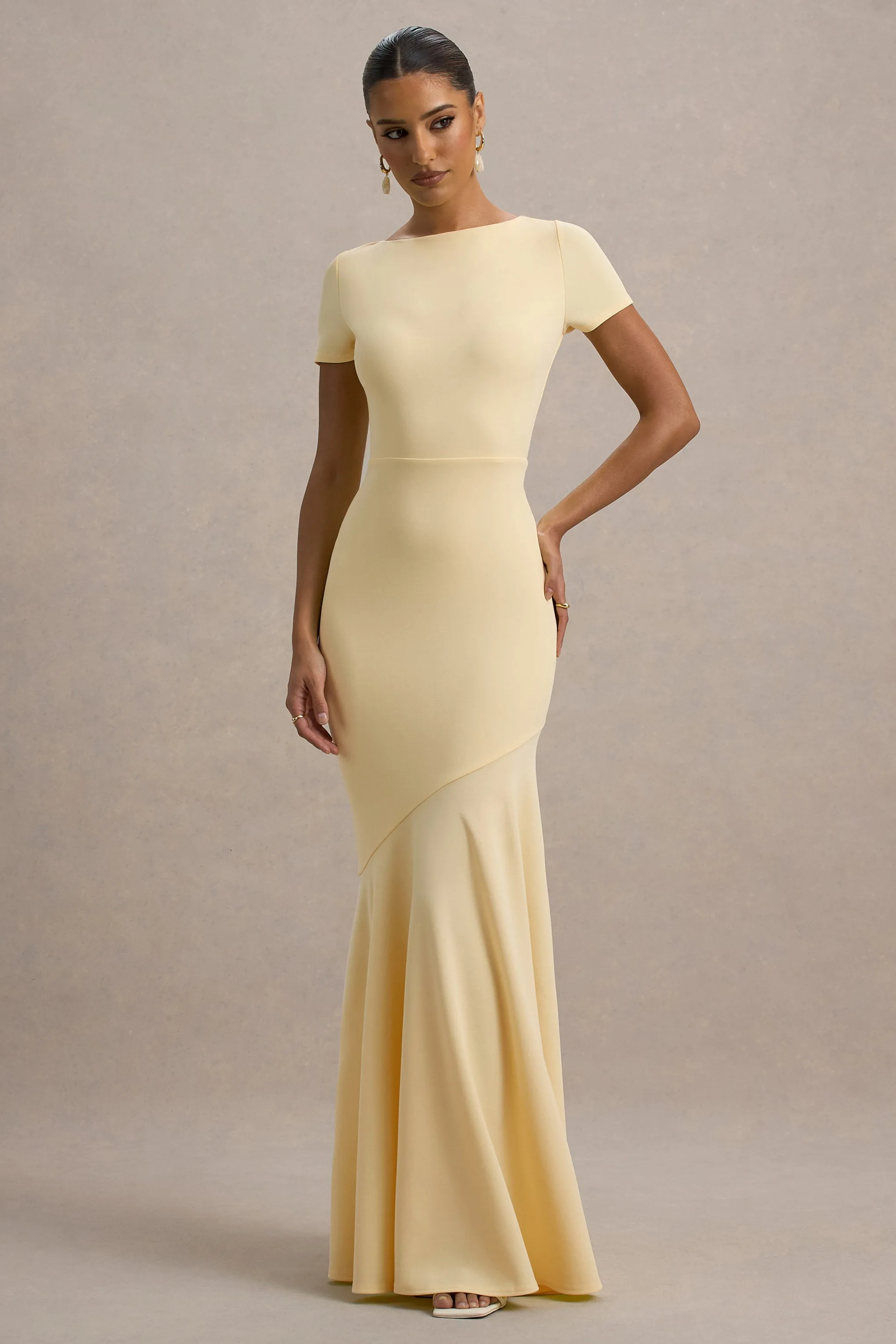 Rian | Pale Lemon Short-Sleeve Maxi Dress Club L London