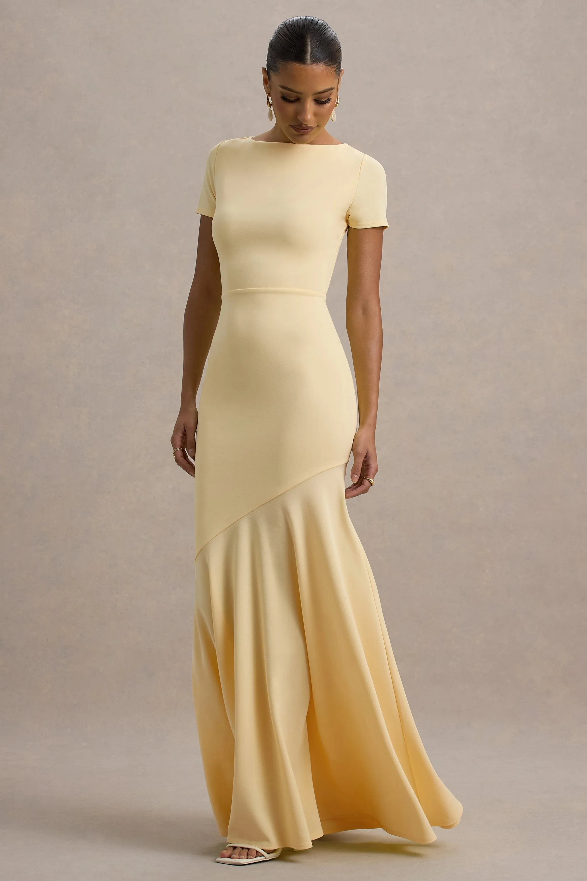 Rian | Pale Lemon Short-Sleeve Maxi Dress Club L London