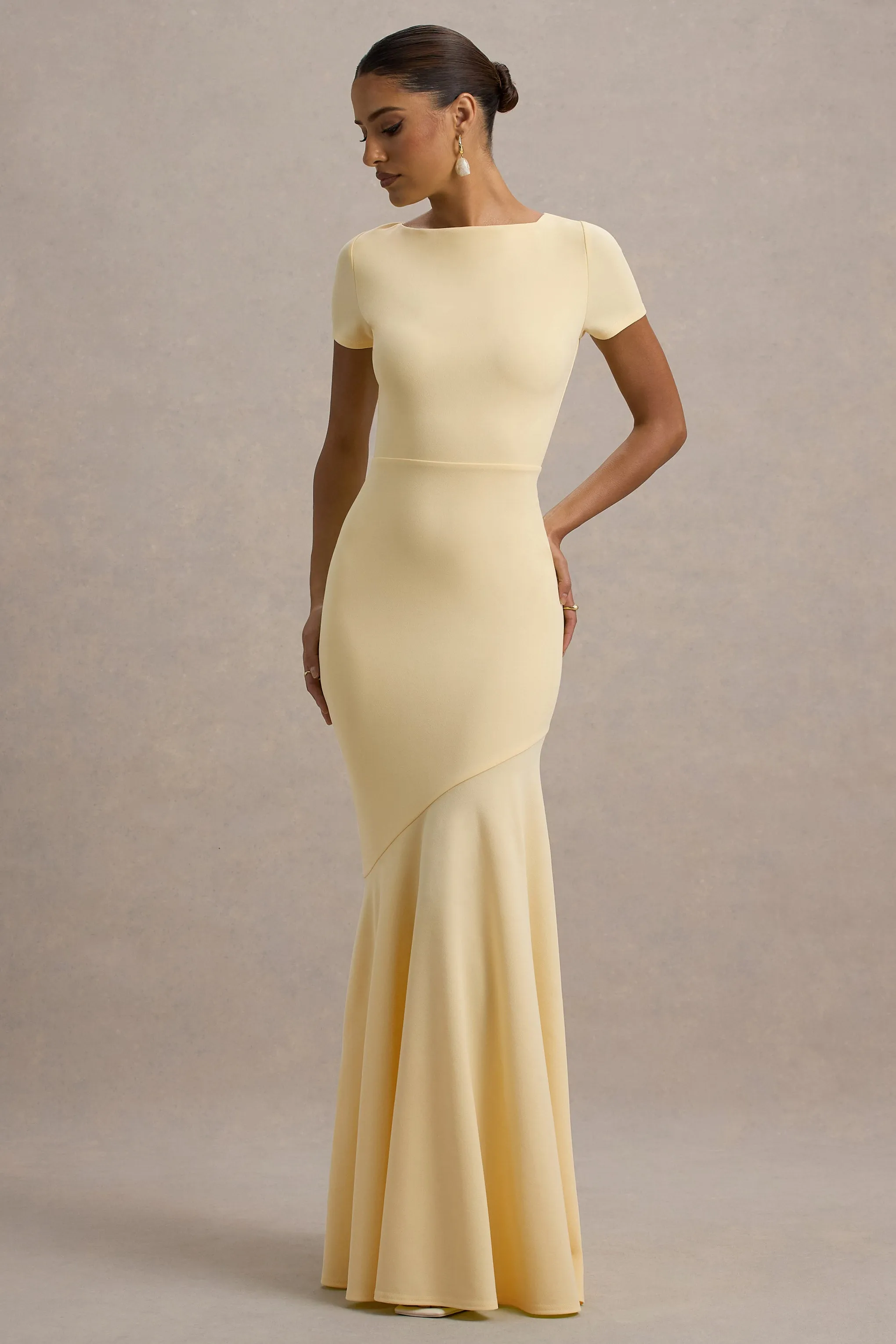 Rian | Pale Lemon Short-Sleeve Maxi Dress Club L London