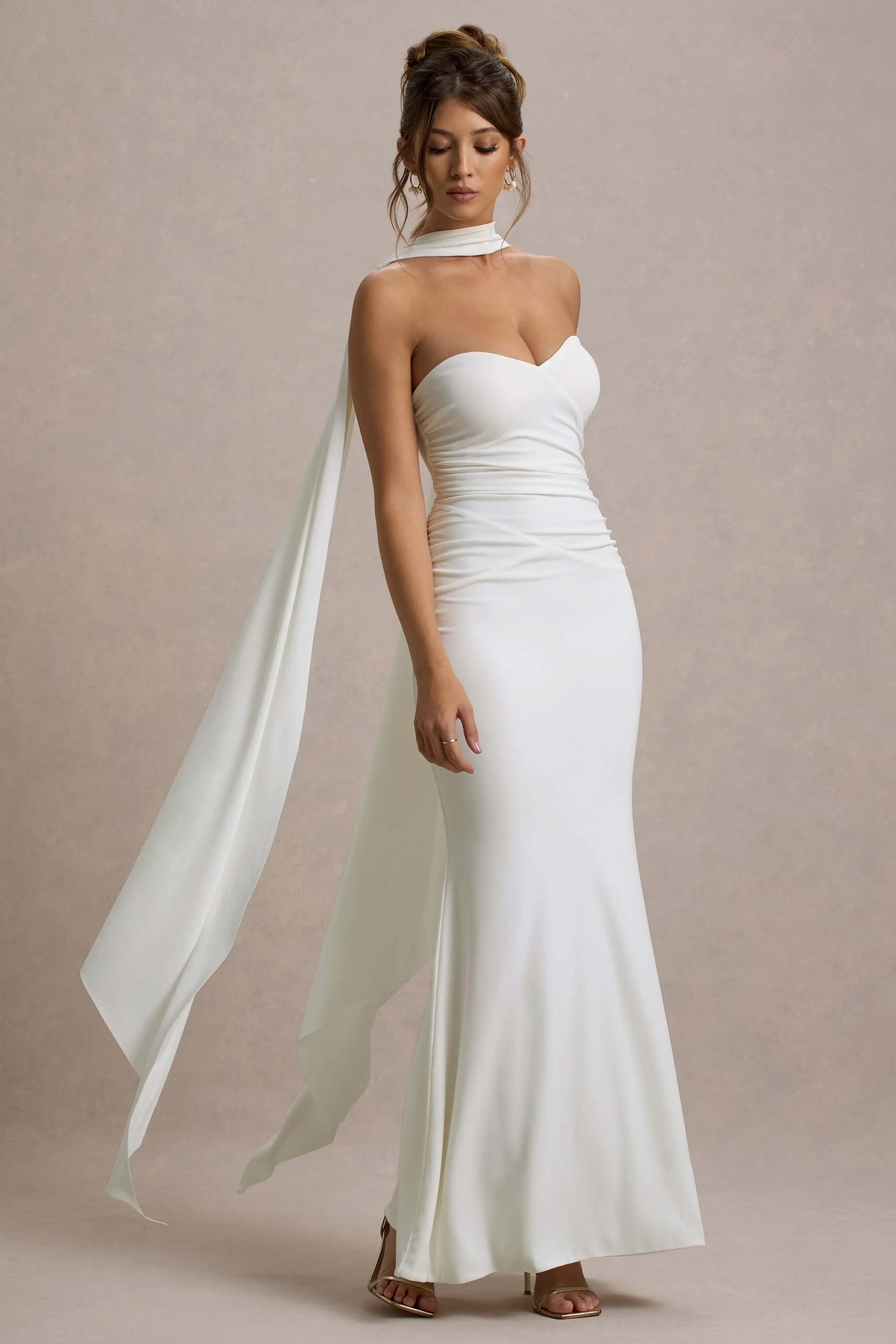 Rosabel | Cream Sweetheart Maxi Dress With Sash Club L London