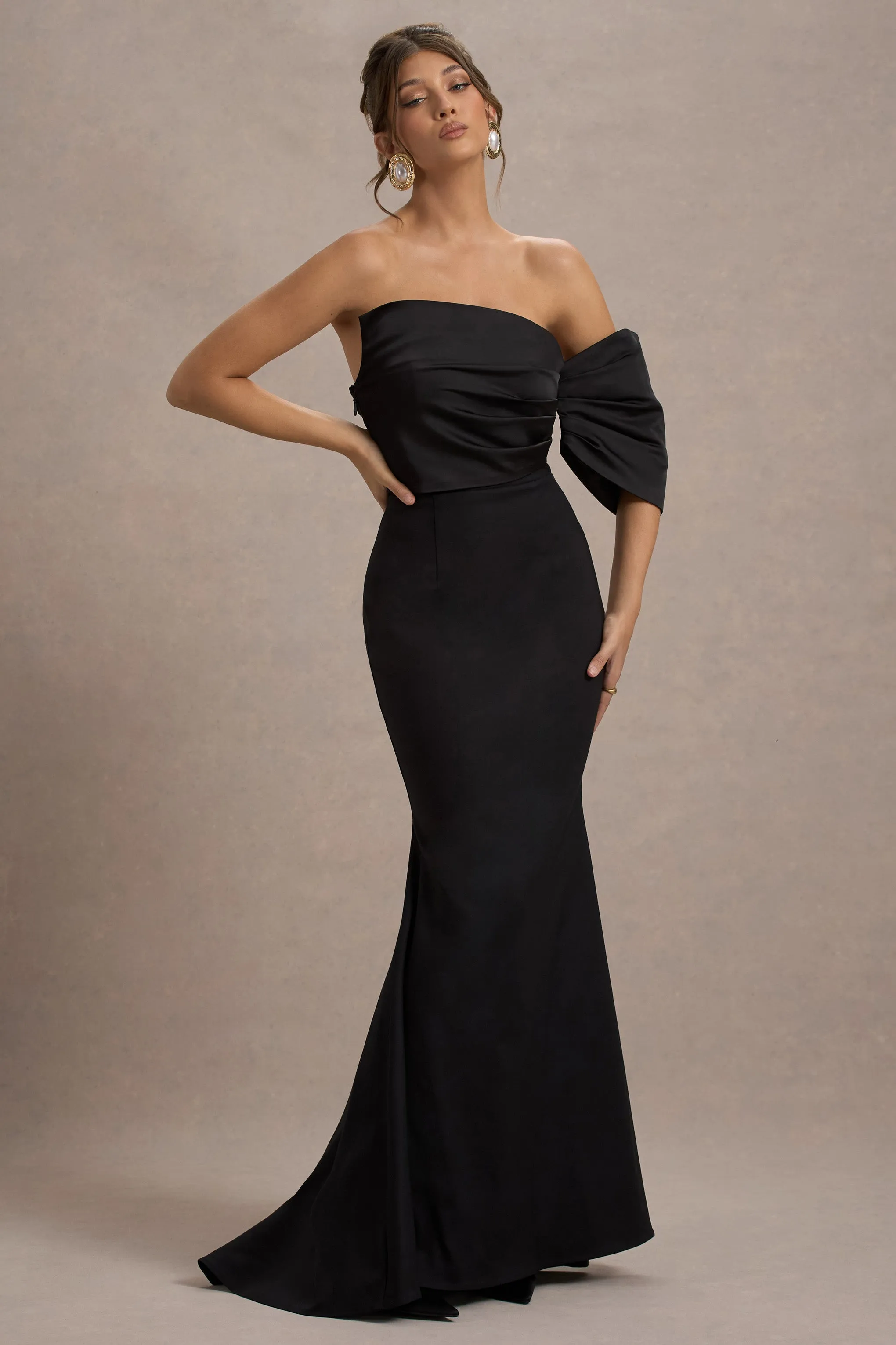 Rosora | Black Asymmetric One-Sleeve Fishtail Maxi Dress Club L London