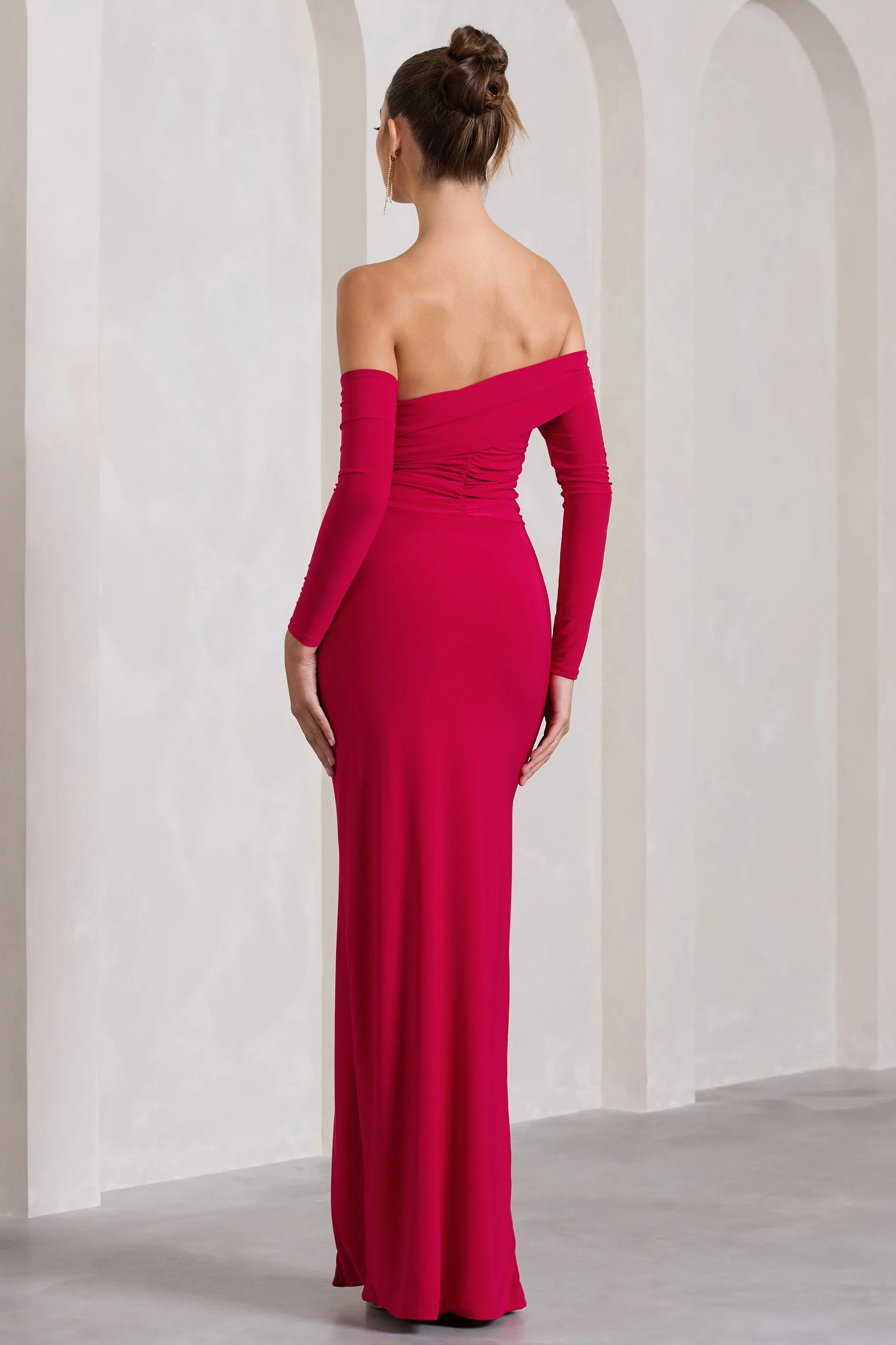 Stand Out | Red Bardot Long Sleeve Ruched Maxi With Side Split Club L London