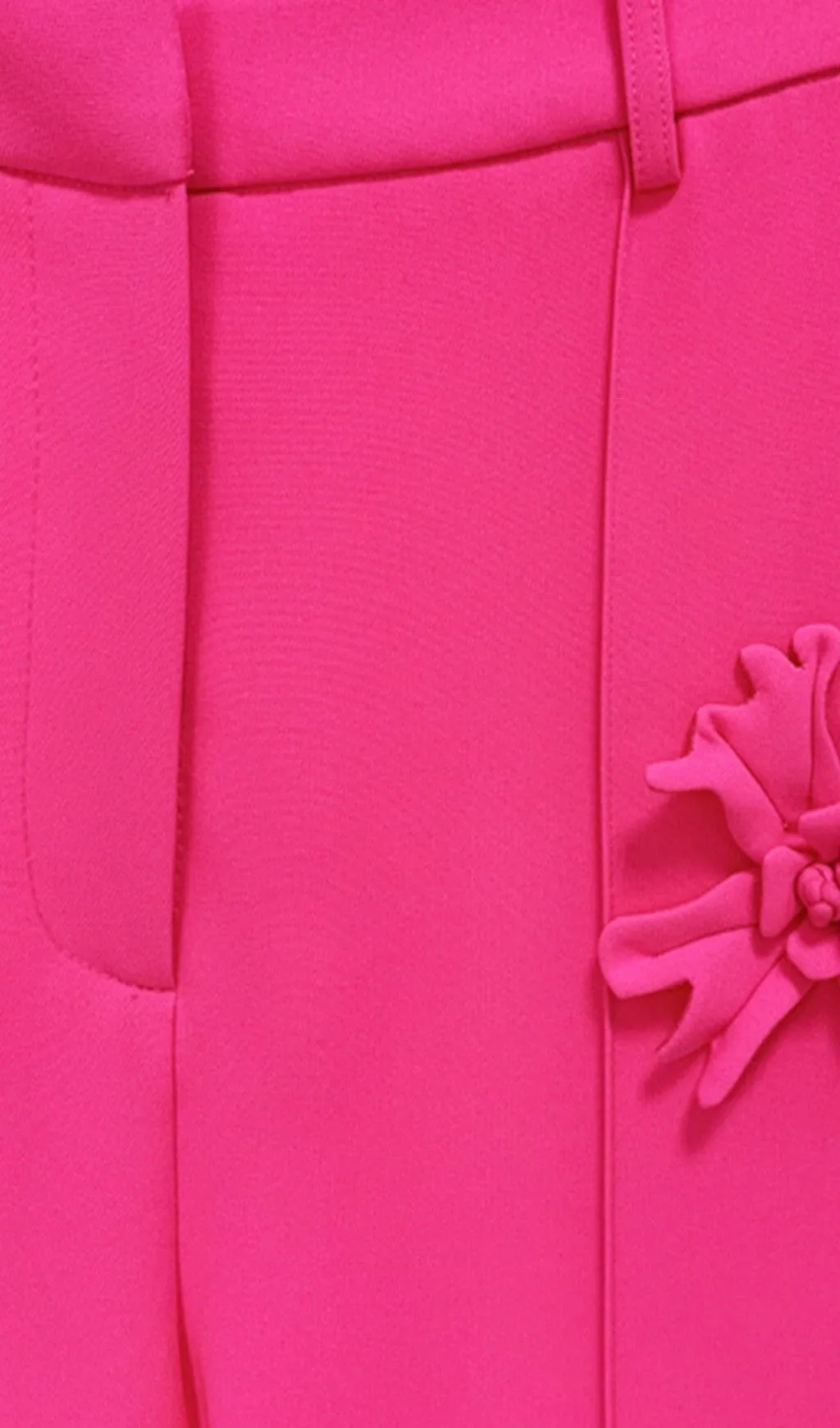 STEREO FLOWER MID-RISE JEANS IN PINK Gloria Lanvin