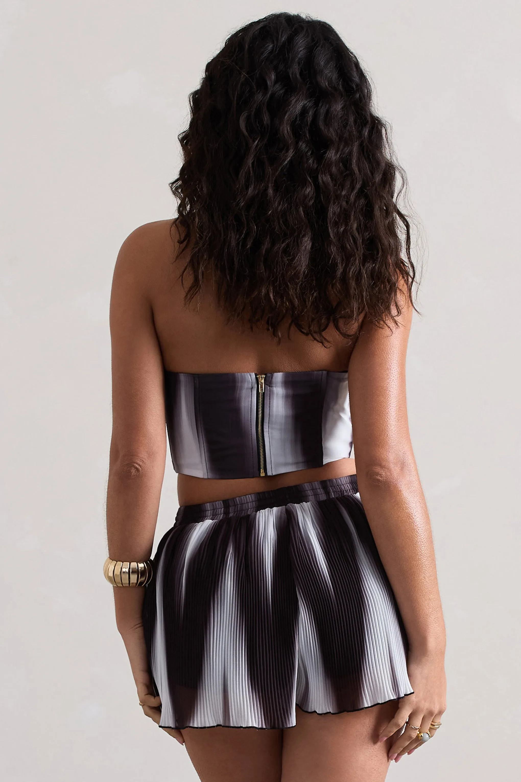 Tempo | Black Print Plisse Sweetheart Crop Top Club L London