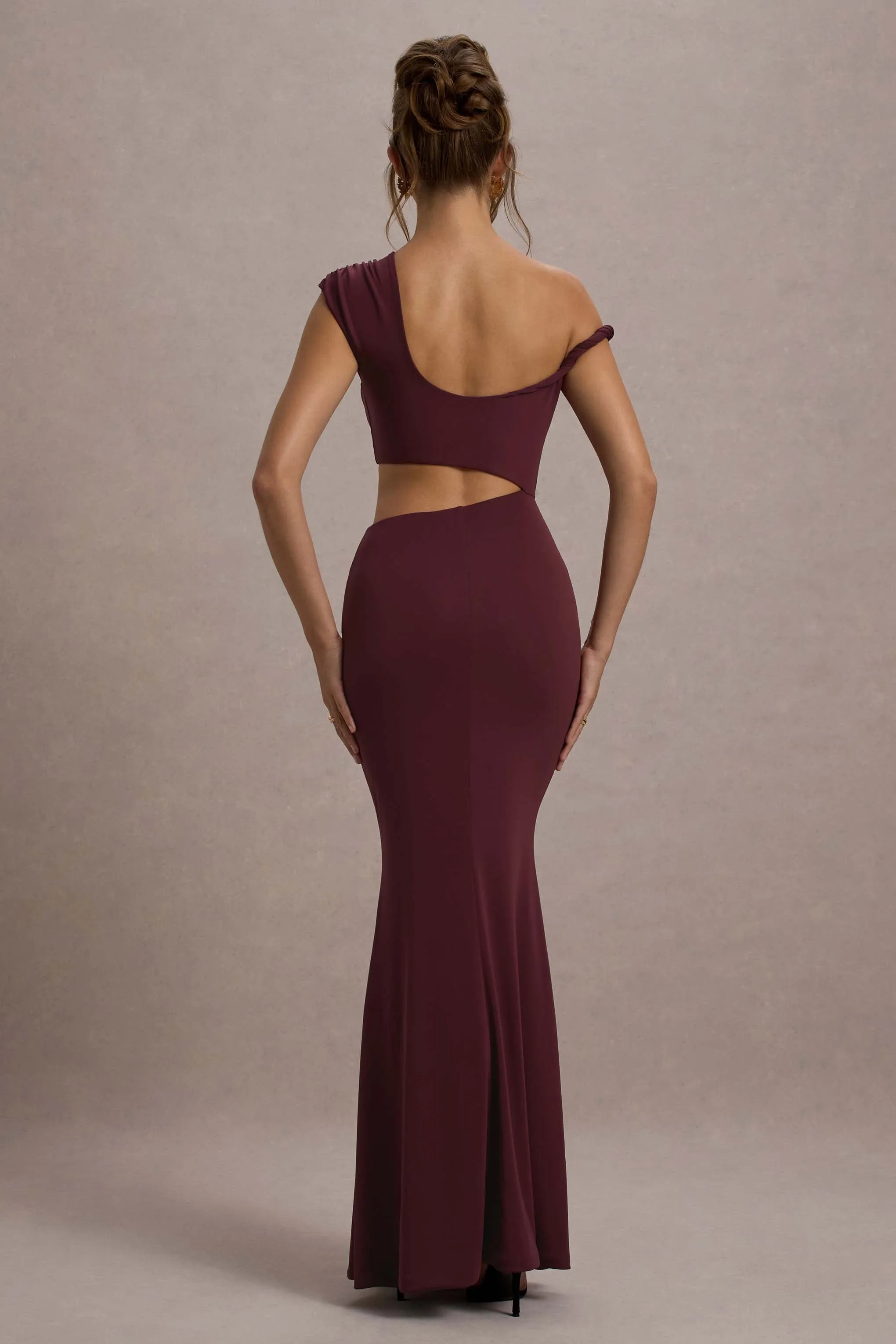 Thaliana | Port Cut-Out Open-Back Maxi Dress Club L London