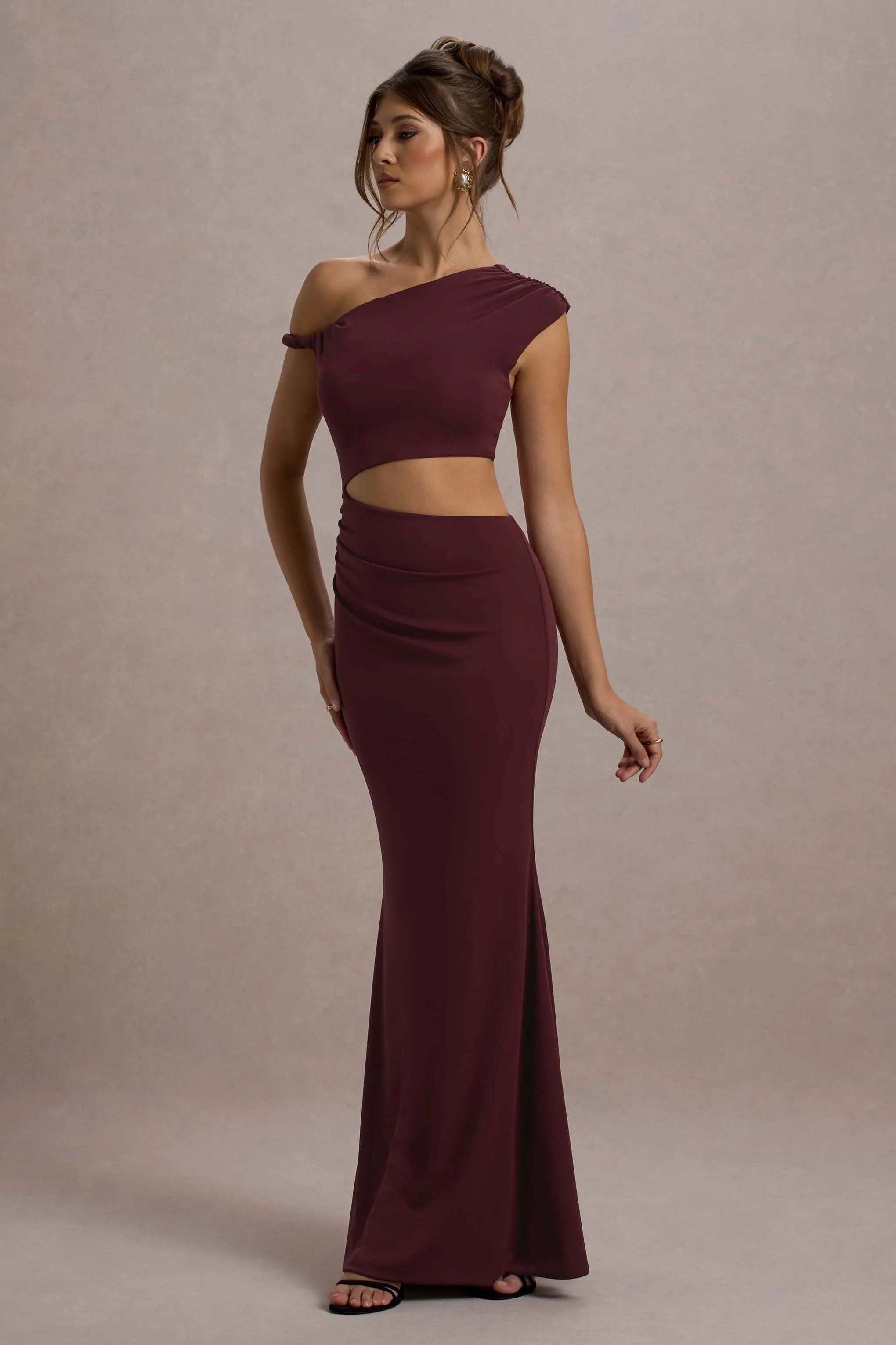 Thaliana | Port Cut-Out Open-Back Maxi Dress Club L London