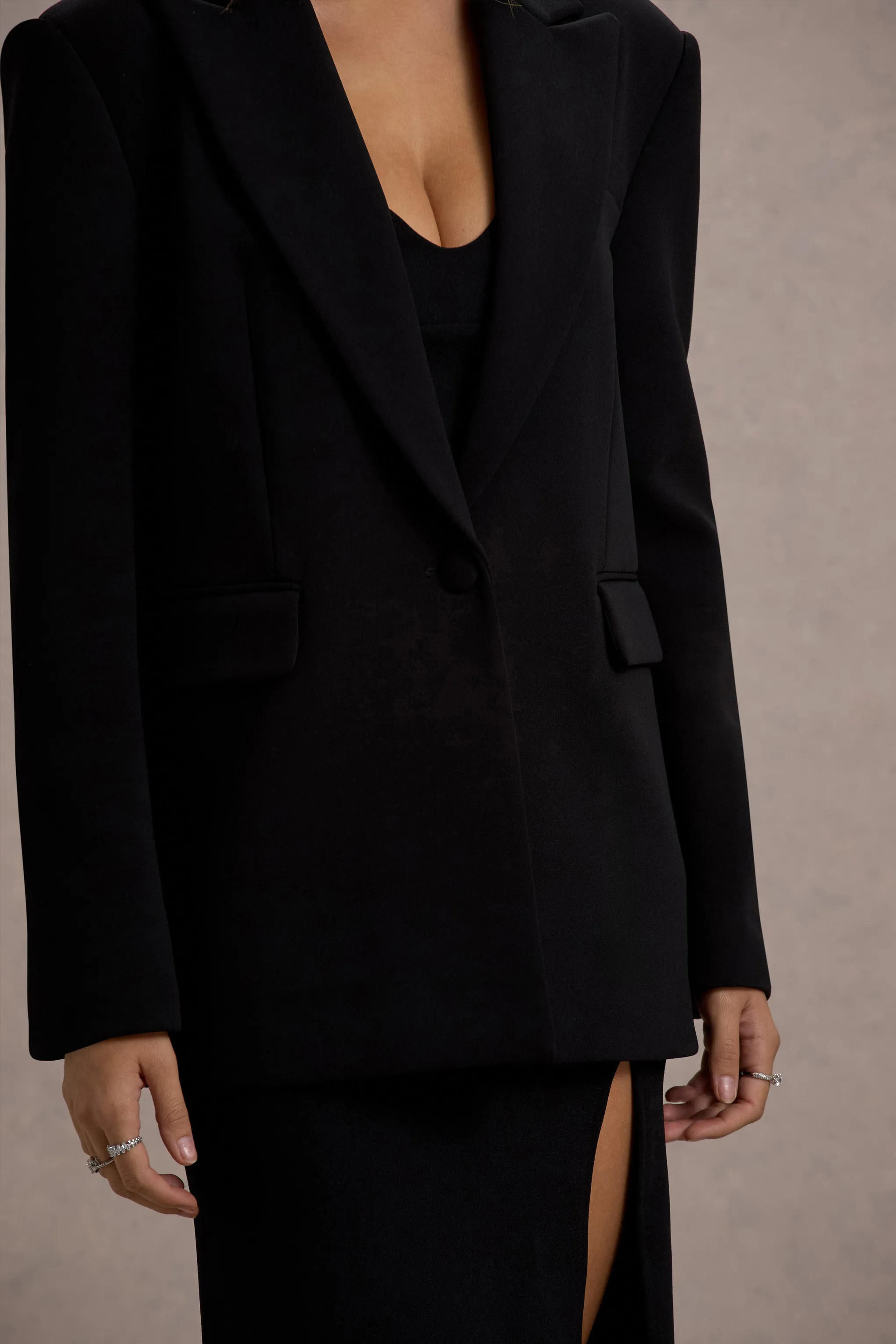 Urban | Black Plunge-Neck Boxy Oversized Blazer Club L London