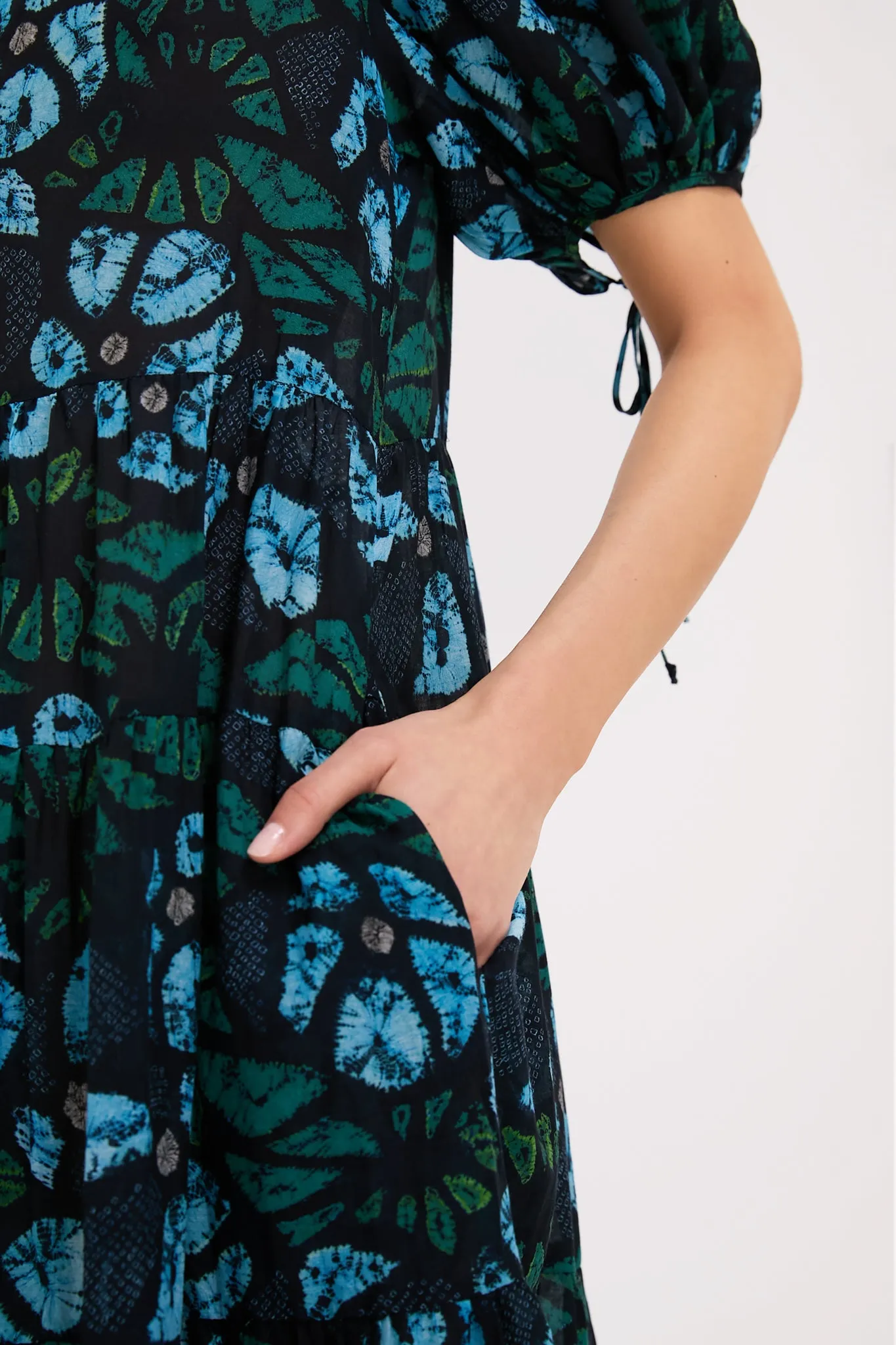 Urchin Neera Coverup