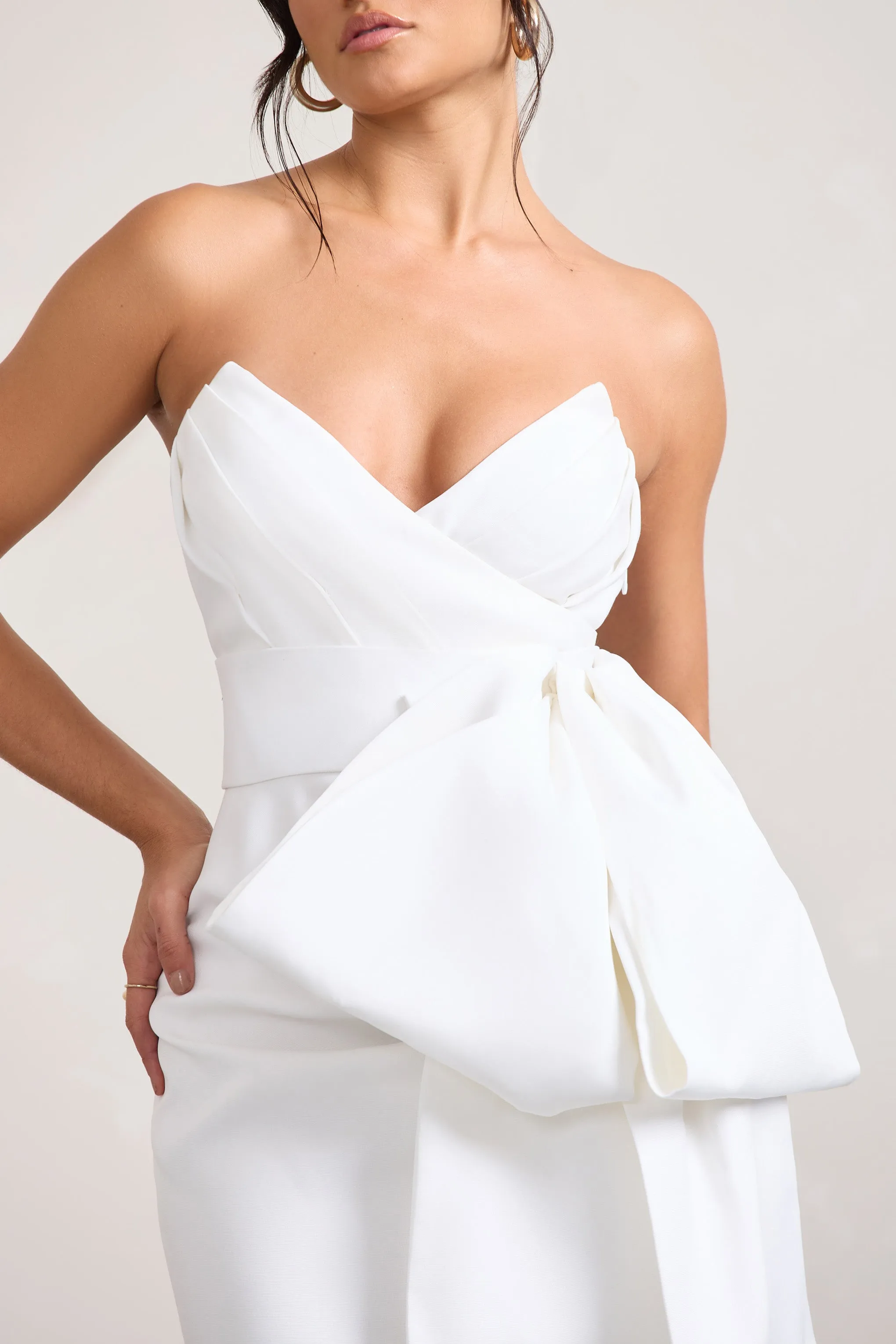 Winner | White Bandeau Mini Dress With Oversized Bow Club L London